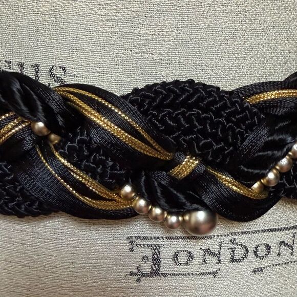 Vintage 80s Motion East Ornate Braided Macrame Belt Black Gold Sz M/L - Picture 4 of 16
